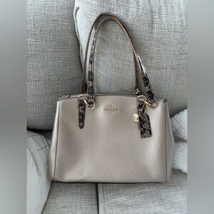 COACH METALLIC GOLD MINETTA WITH ADJUSTABLE CROSS BODY STRAP - ONLY USED ONCE!